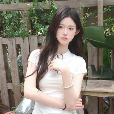 向下扭曲